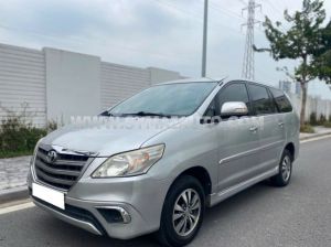 Xe Toyota Innova 2.0E 2016