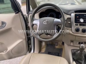 Xe Toyota Innova 2.0E 2016