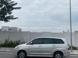 Xe Toyota Innova 2.0E 2016