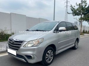 Xe Toyota Innova 2.0E 2016