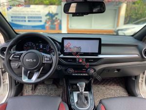 Xe Kia K3 Premium 2.0 AT 2022