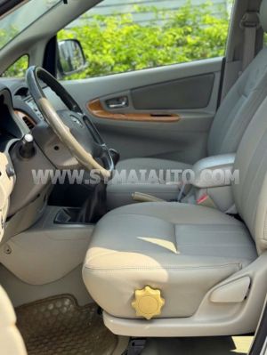Xe Toyota Innova G 2010
