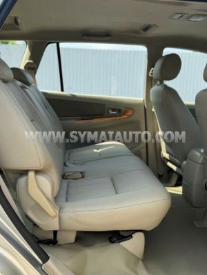 Xe Toyota Innova G 2010