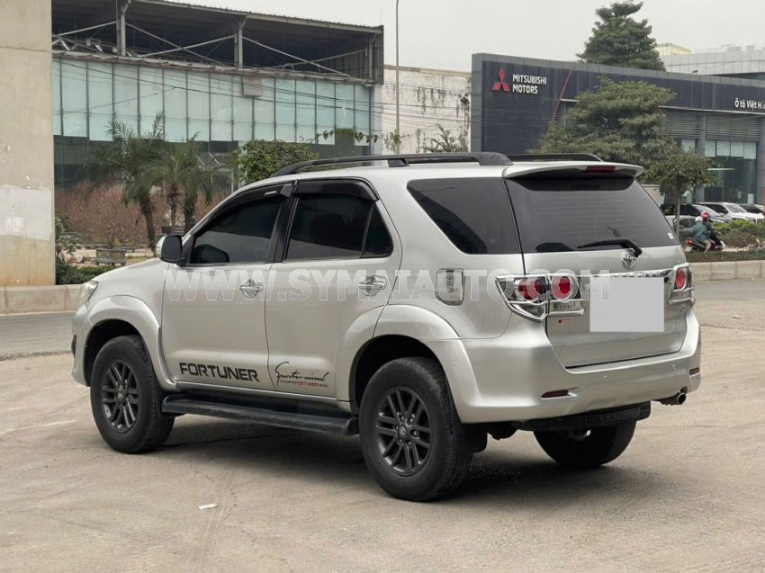Toyota Fortuner 2.5G 2015