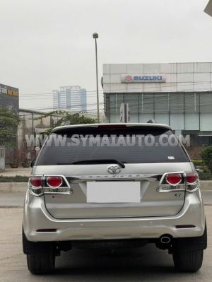 Xe Toyota Fortuner 2.5G 2015