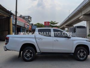 Xe Mitsubishi Triton 4x2 AT Mivec 2022