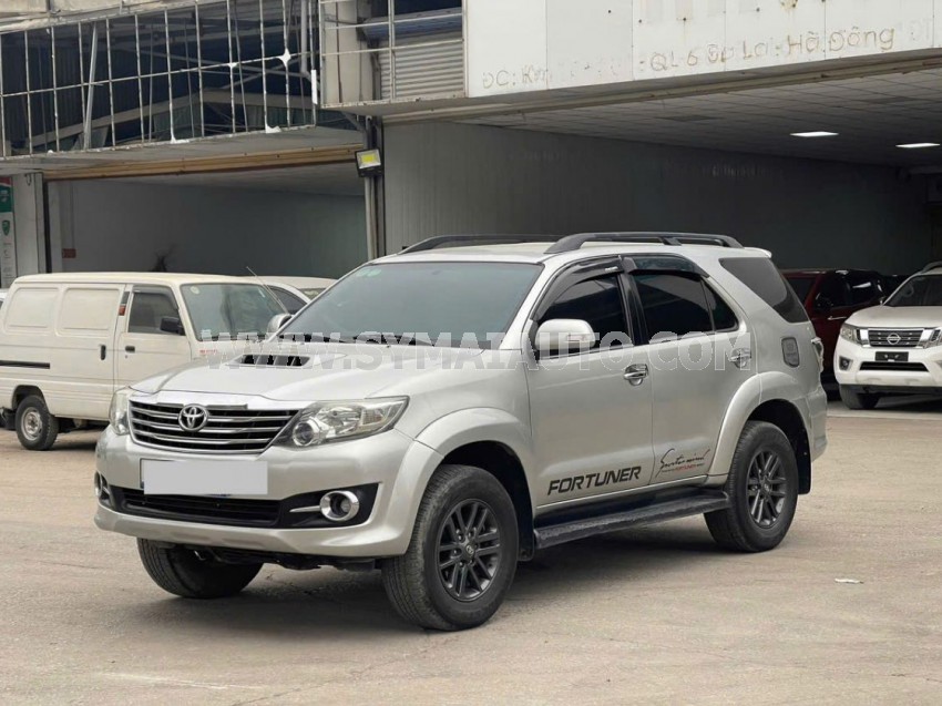 Toyota Fortuner 2.5G 2015