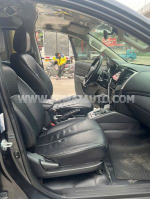 Xe Mitsubishi Triton 4x2 AT Mivec Premium 2019