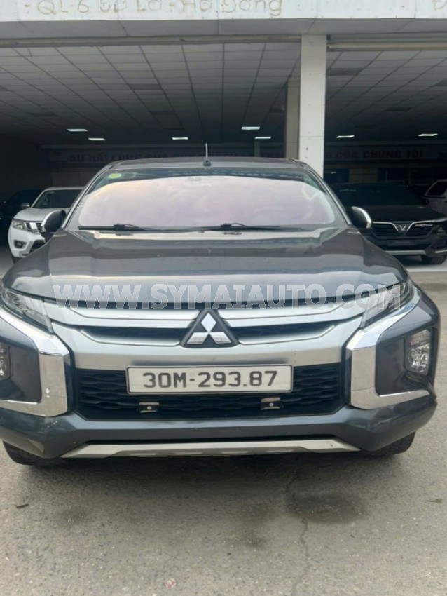 Mitsubishi Triton 4x2 AT Mivec Premium 2019