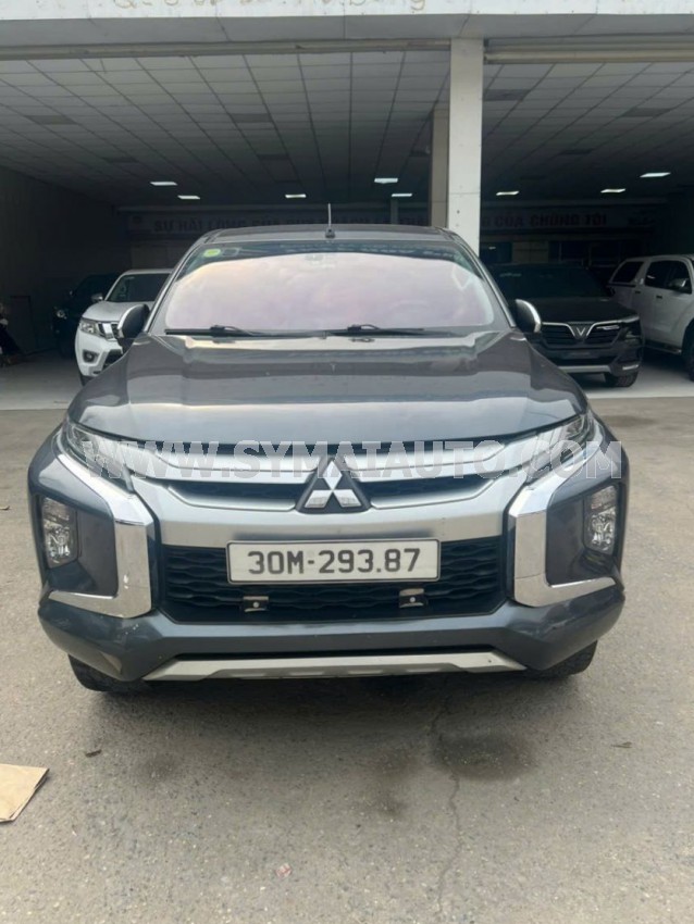 Mitsubishi Triton 4x2 AT Mivec Premium 2019