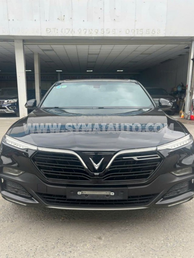 VinFast Lux SA 2.0 Plus 2.0 AT 2019