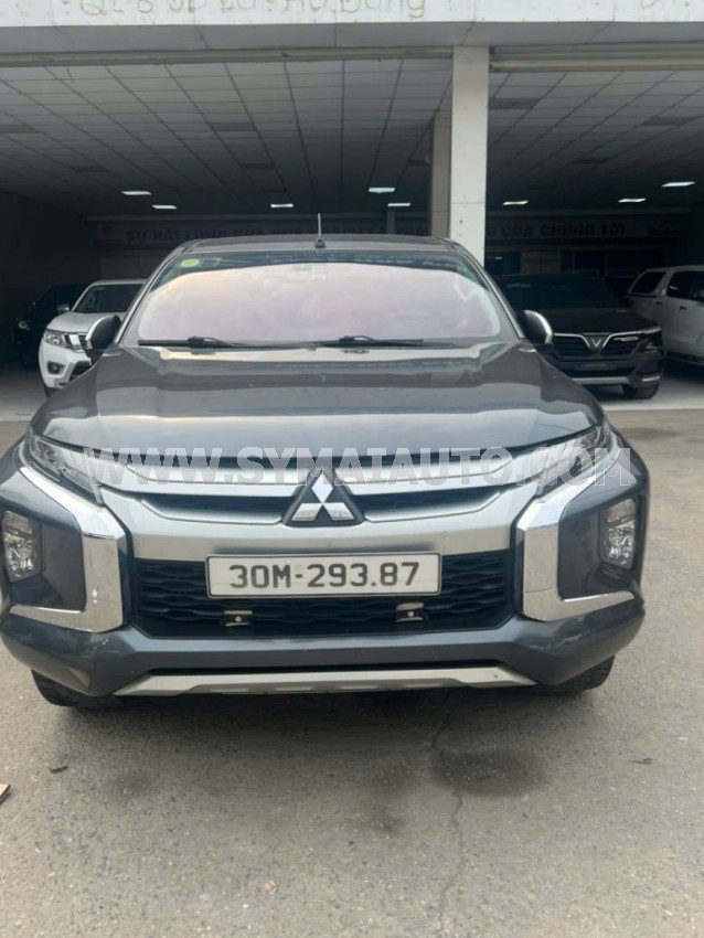 Mitsubishi Triton 4x2 AT Mivec Premium 2019