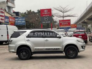 Xe Toyota Fortuner 2.5G 2015