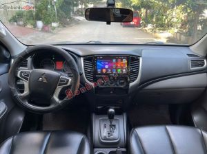 Xe Mitsubishi Triton 4x2 AT 2019