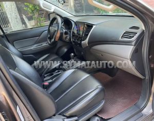 Xe Mitsubishi Triton 4x2 AT 2019
