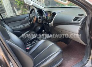 Xe Mitsubishi Triton 4x2 AT 2019