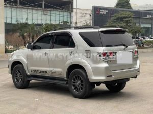 Xe Toyota Fortuner 2.5G 2015